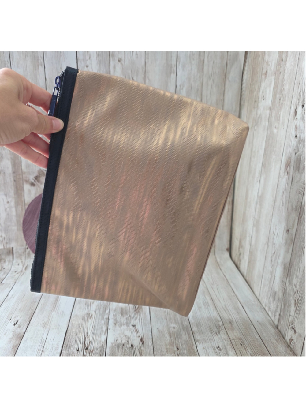 Women's Lancôme Cosmetic Bag Gold Black NWOT - Picture 7 of 8